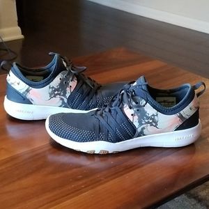 Nike women's training athletic shoes